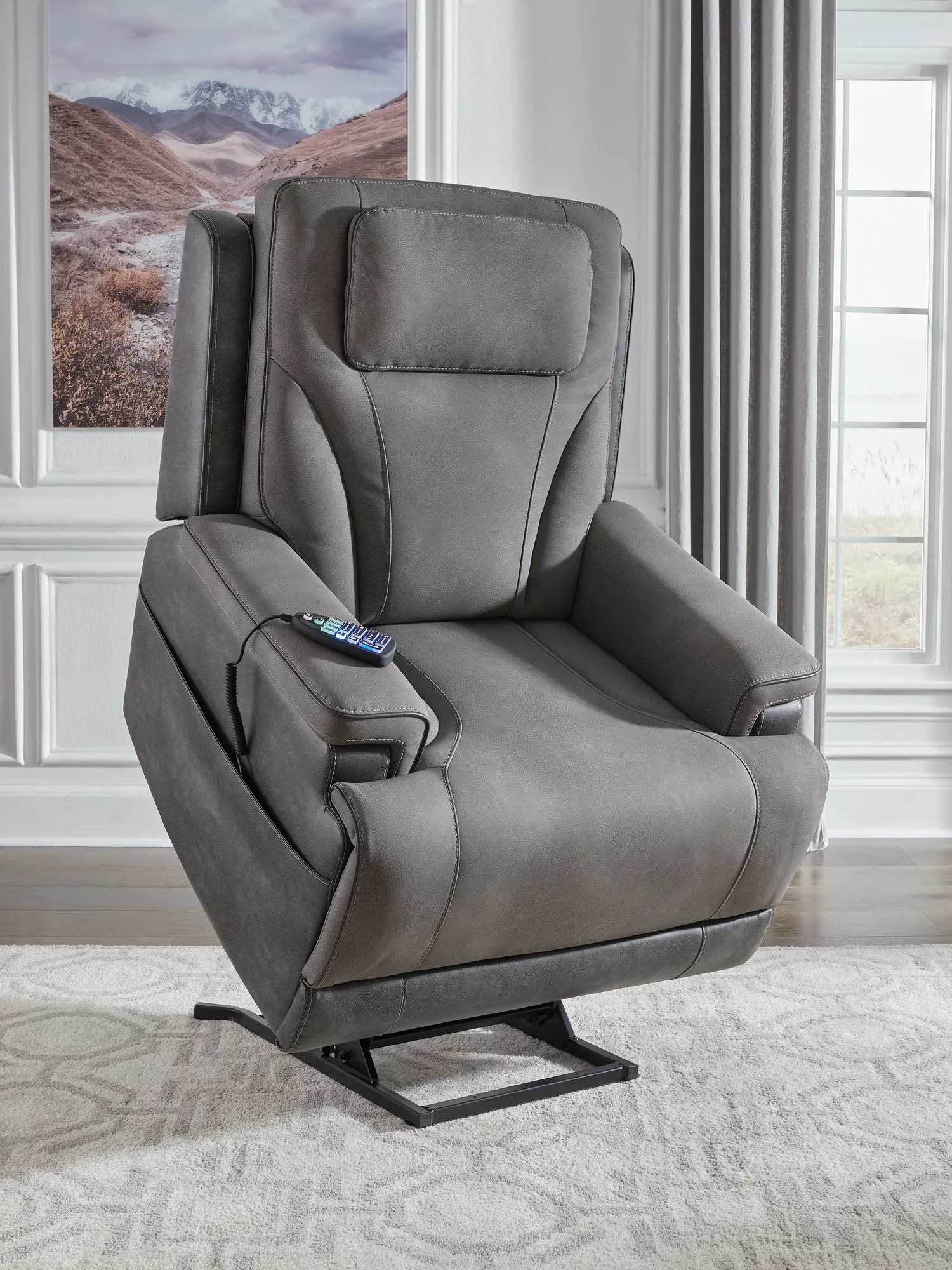 4z-peaceful Pause Power Lift Recliner