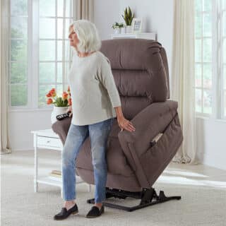 Metis Power Lift Recliner