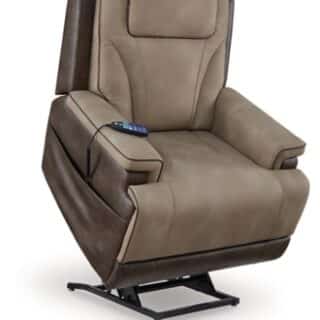 4Z-Peaceful Pause Power Lift Recliner