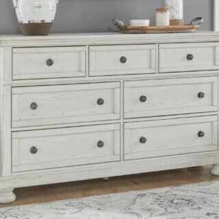 Robbinsdale 7 Drawer Dresser